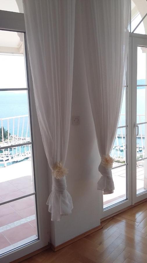 Die Appartements Glavas,Eckwohnunge Fuer 2 Personen Novi Vinodolski Εξωτερικό φωτογραφία
