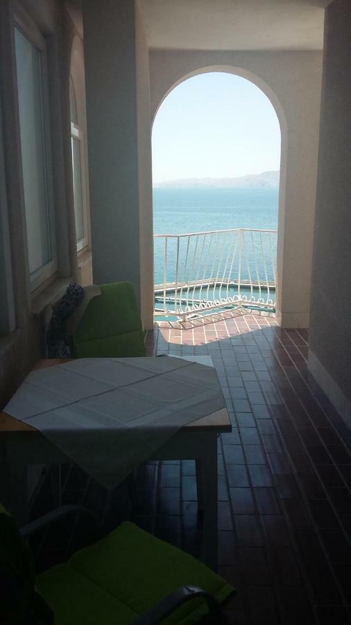 Die Appartements Glavas,Eckwohnunge Fuer 2 Personen Novi Vinodolski Εξωτερικό φωτογραφία
